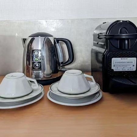Logement Entier: Levallois-Perret- Porte De Paris Экстерьер фото